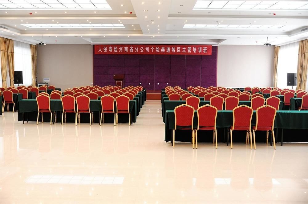 Huatian Grand Hotel Dengfeng ภายนอก รูปภาพ